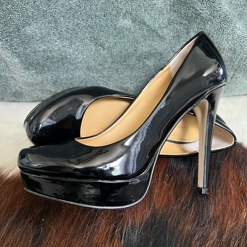Chinese laundry black heels size 9